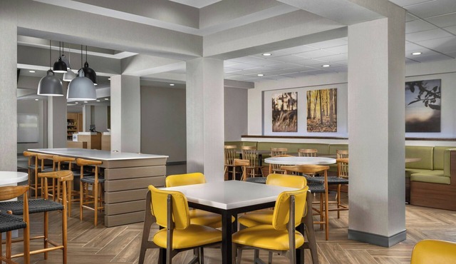Fairfield Inn & Suites by Marriott Dallas Mansfield