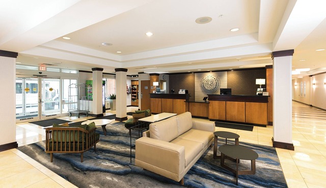 Fairfield Inn & Suites by Marriott Milwaukee Airport