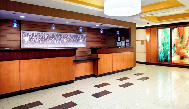 Fairfield Inn & Suites by Marriott Pittsburgh Neville Island