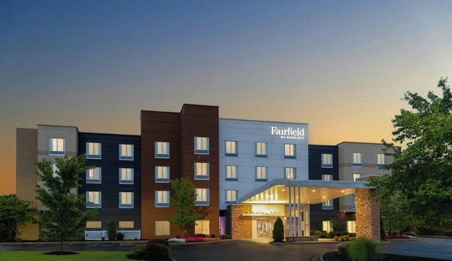 Fairfield Inn & Suites Calhoun