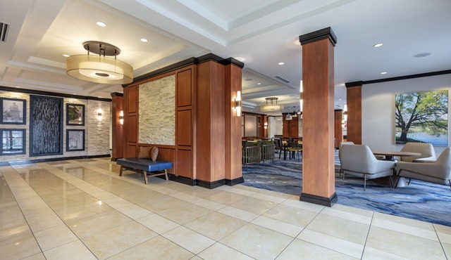 Fairfield Inn & Suites Columbus