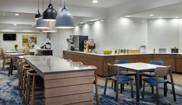 Fairfield Inn & Suites Jacksonville Airport