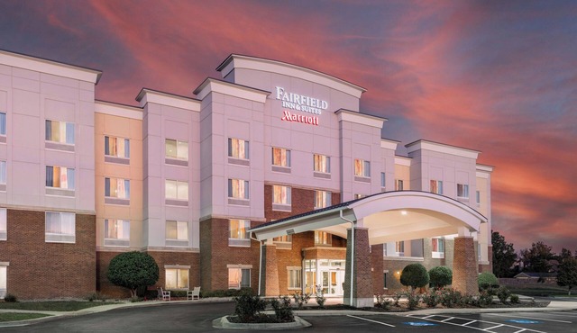 Fairfield Inn & Suites by Marriott Kansas City Overland Park