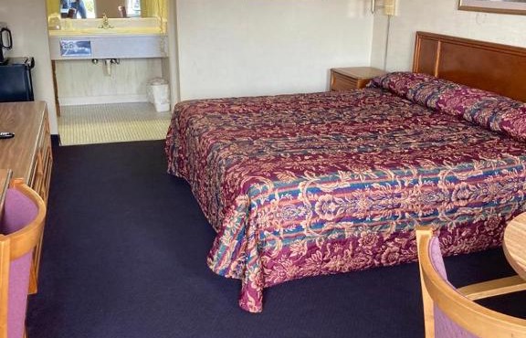 FAIRFIELD MOTEL OF WINNSBORO