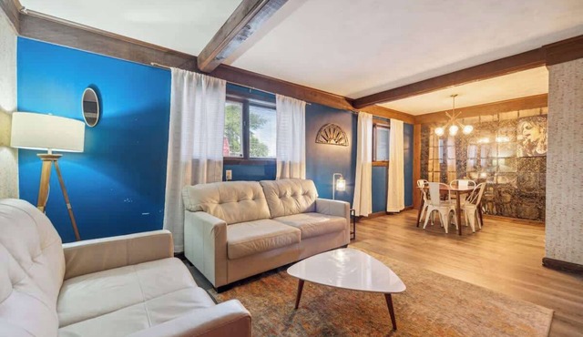 Fairlane #1 I That 70's Place