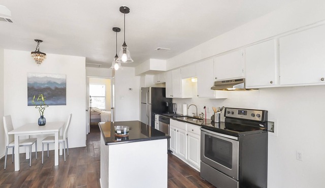 Fairmount Bungalow - 5 min from hospitals, downtown