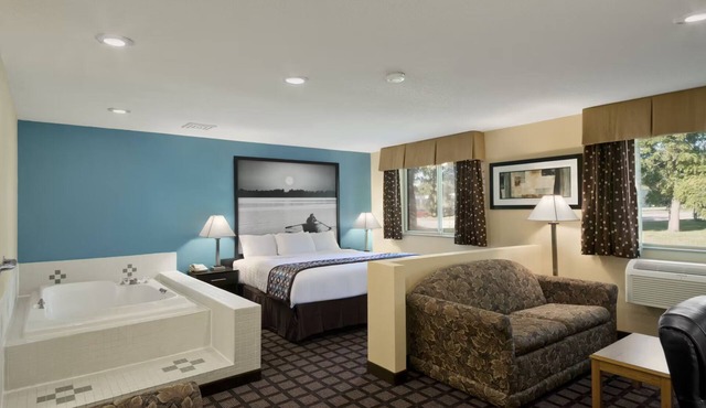 Fairview Inn & Suites Whitewater