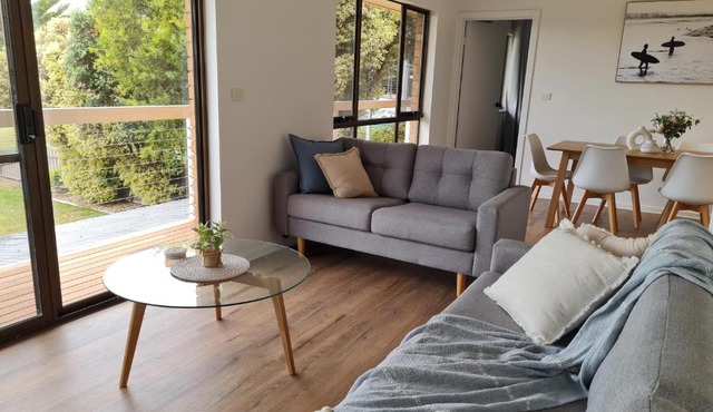 Fairwaves - Pet friendly, 2 storey Beach House