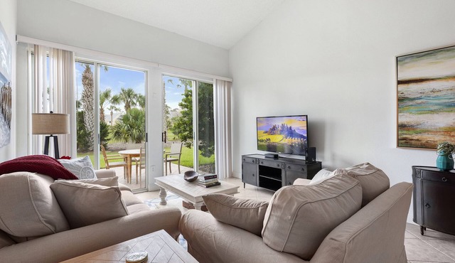 Fairway Dream - Sawgrass 2 bedrooms/2 bath villas sleep 6, close to beach