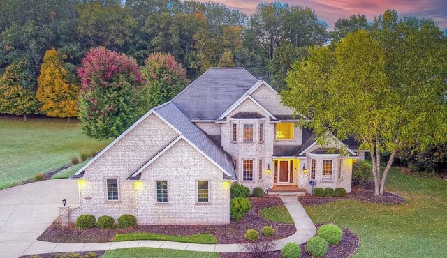 Fairway Falls Retreat | Theater, Arcade & Hot Tub