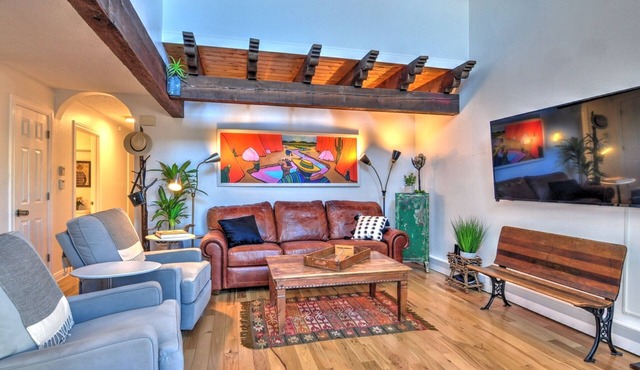Fairway Pet-Friendly Near Golf & Trails w/Garage