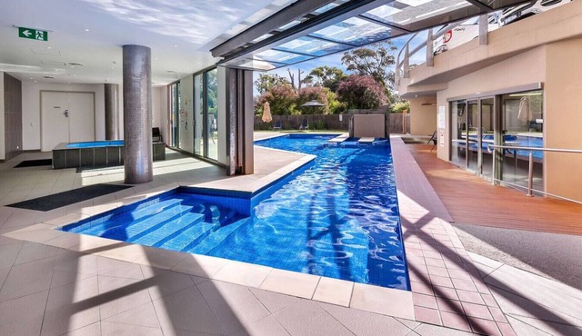 Fairway Studio Retreat - Golf Course resort