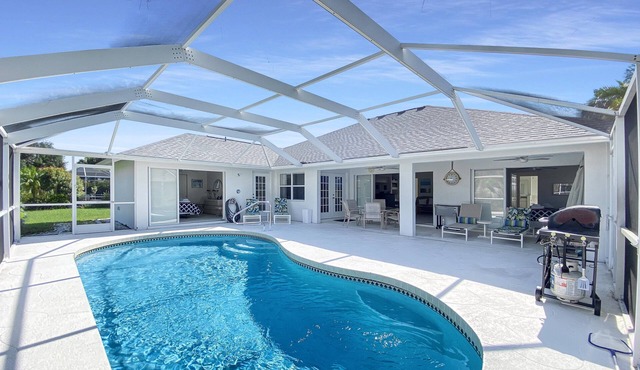 Fairway View, full refund*, heated pool, sleeps 8