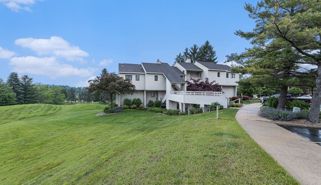 ⛳ Fairway View Retreat @ Grand Traverse Resort | 2 Suites + Golf Deck + Champagne Welcome ➠ 5166