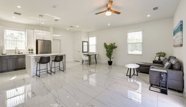Fairways & MLB Fun! Couple’s Home in Lehigh Acres