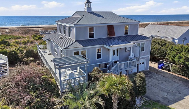 Fairwinds: Inviting Oceanfront Home Built to Entertain