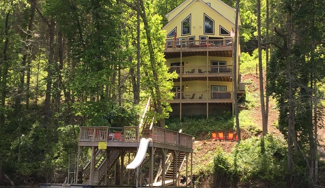 Faith, Family & Friends: a lovely, fully equipped 9 bedroom home on Norris Lake.