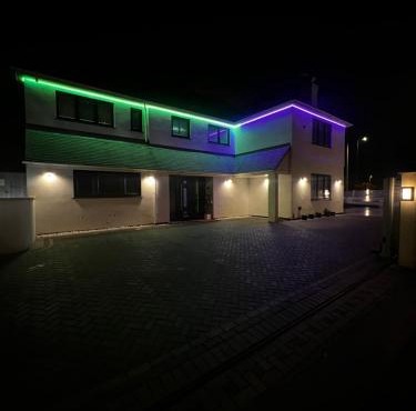 Falcon house 7 bedrooms