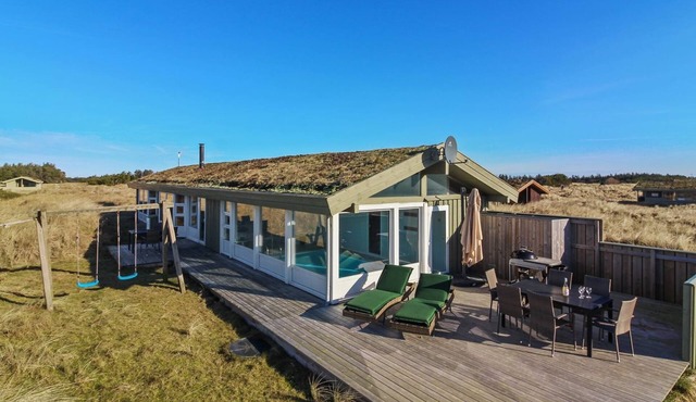 "Falka" - 800m from the sea by Interhome