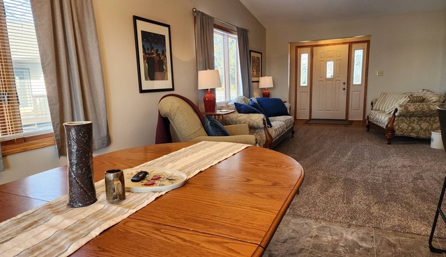 Fall and Holiday Dates Available! Long stays welcome!