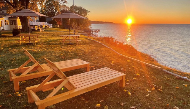 Fall Fun on the Lake - 180 degree Views