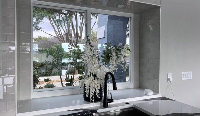 Fall In Naples - Game Room Pvt Pool Hot Tub Impeccable Decor 3 Bedroom Home
