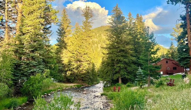 Fall River Retreat Private Hot Tub Close to RMNP