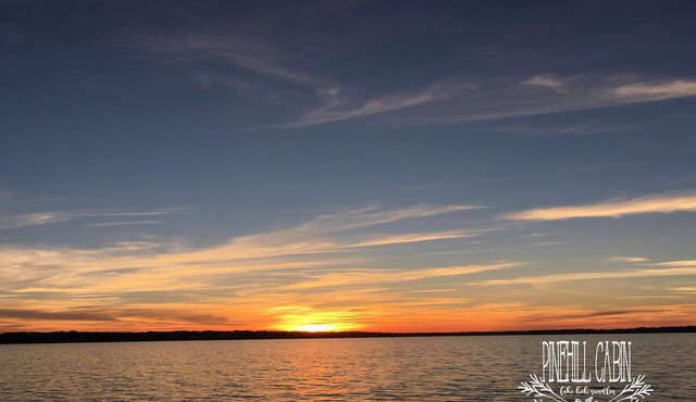 FALL SPECIAL BOOK A WEEKEND RENTAL ADD THUR OR SUN FREE!