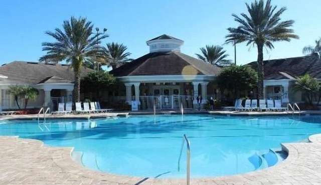 FALL/WINTER SPECIAL - Veteran Owned 3bdr/3bath Townhome 3mi to Disney; Free WiFi