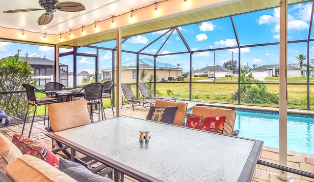 Fall Winter specials- heated pool, close to many stores and restaurants