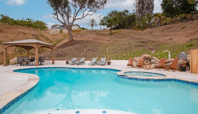 Fallbrook's Finest Hideaway Casa - Pool, Game Rm