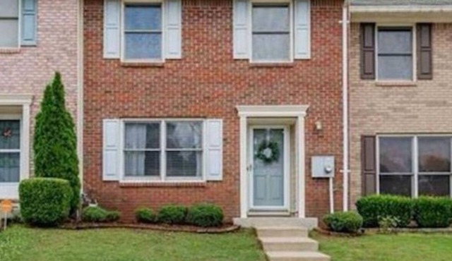 Falling Creek Lane, FCL, townhome tucked away in Trussville, AL