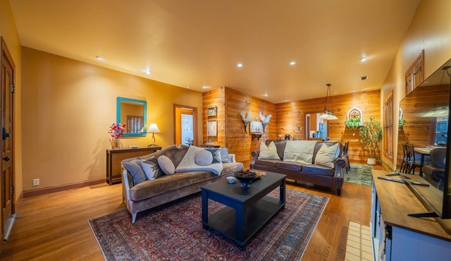Falling Star Lodge - A Sayles Ranch Home