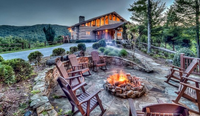 Falling Waters Lodge - Magnificent Views | Large Wraparound Decks | Hot Tub & Game Room