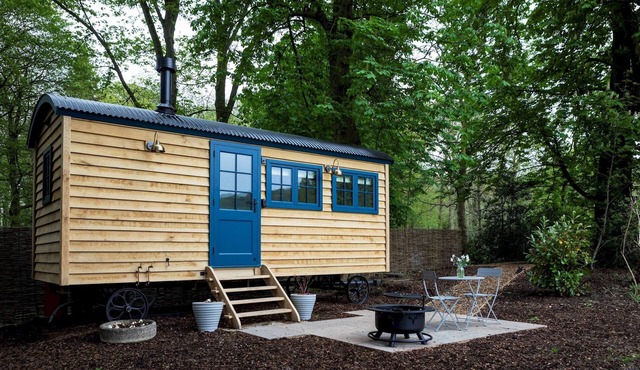 Fallow Shepherd's Hut Chatsworth Estate