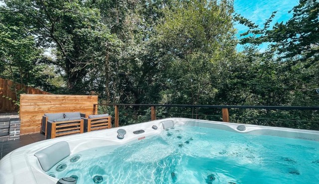 Falls Cottage by Solace Stays