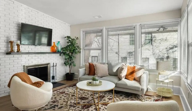 FallsChurch, Tysons Corner, Dulles airport, DCnn