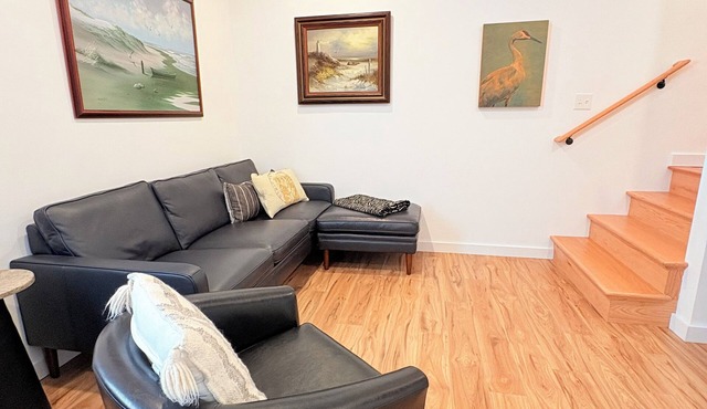 Falmouth Flats Ocean Escape