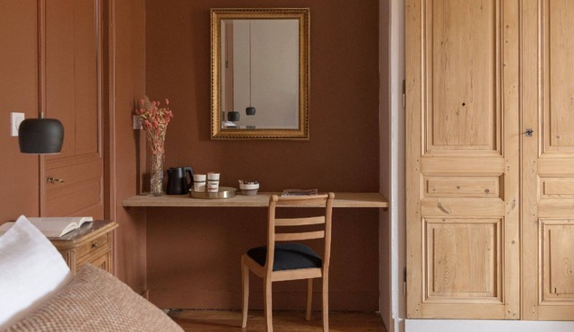 Family room 2 to 4 persons hotel near lyon