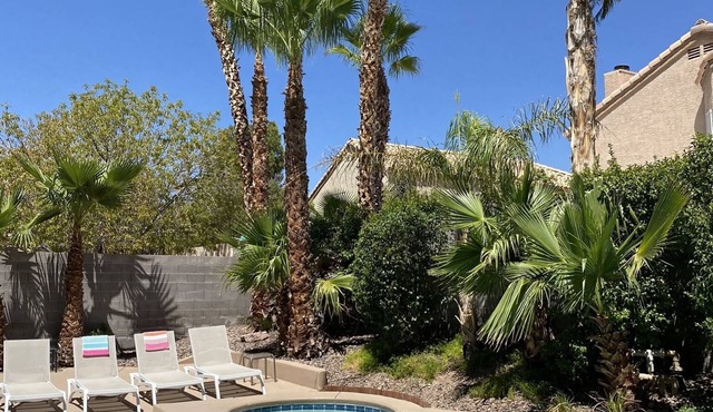 Families! Get-a ways! Private Home! - Pool! Billiard Table! Couples! Golfers!