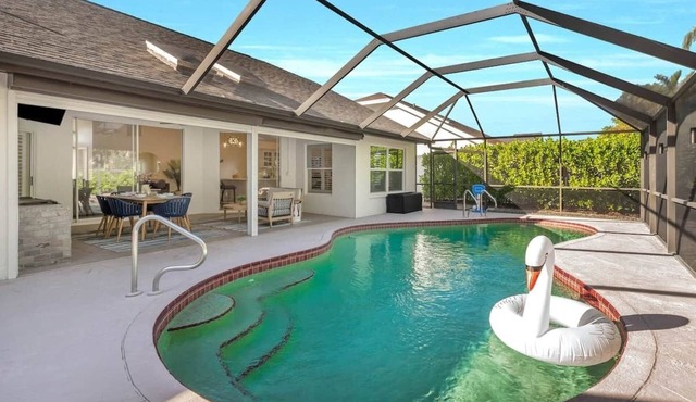 Families-private heated pool & hot tub-pickle ball