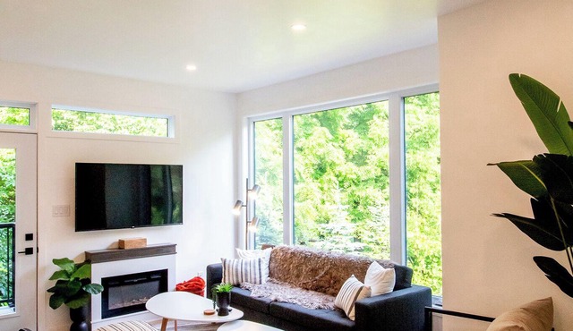 FAMILIES: Sandbanks Pass & Games Room