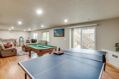Families Welcome! Centrally Located Aurora Escape