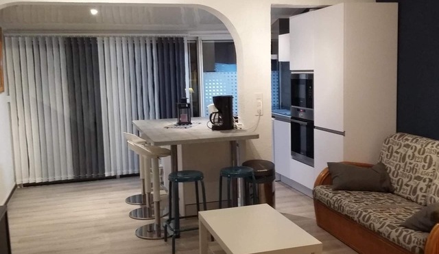 Familly villa for 8 people at 100m from the beach and close to shops