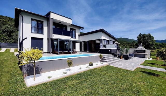 Familly Wellness Villa