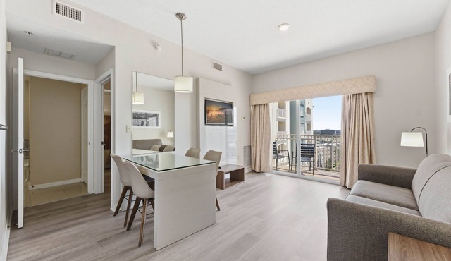 Family 2-bedroom Suite in Prime Orlando Location