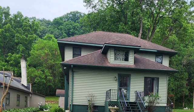 Family and pet friendly place to launch your exploration of the Driftless region