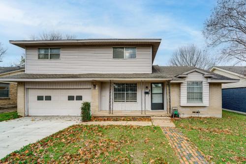 Family and Pet Friendly! Garland Home with Fenced Yard