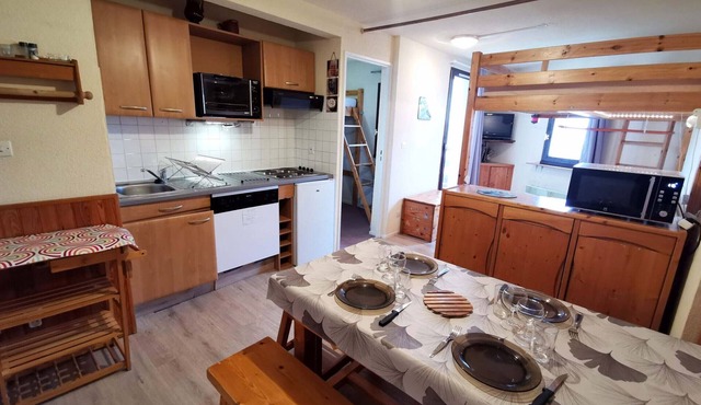 Family Apartment at Prapoutel - Balcony with View