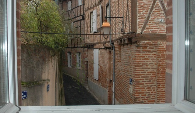 Family apartment 2/4 people downtown, quiet, Fiber wi-fi